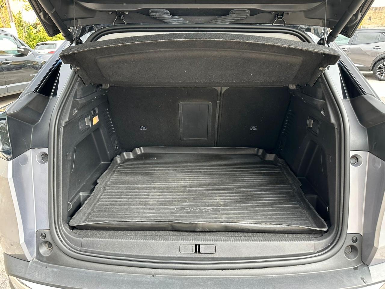 Peugeot 3008 1.5 BlueHDi S&S Allure 131 cv - 2021