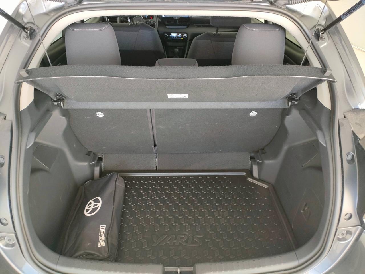 TOYOTA Yaris IV 2020 - Yaris 1.5h Trend