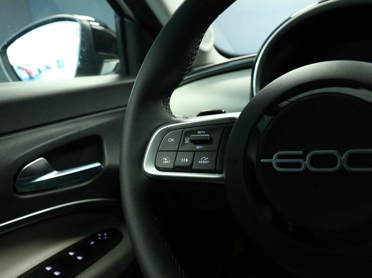 Fiat 600 1.2 110CV Hybrid MHEV DCT La Prima