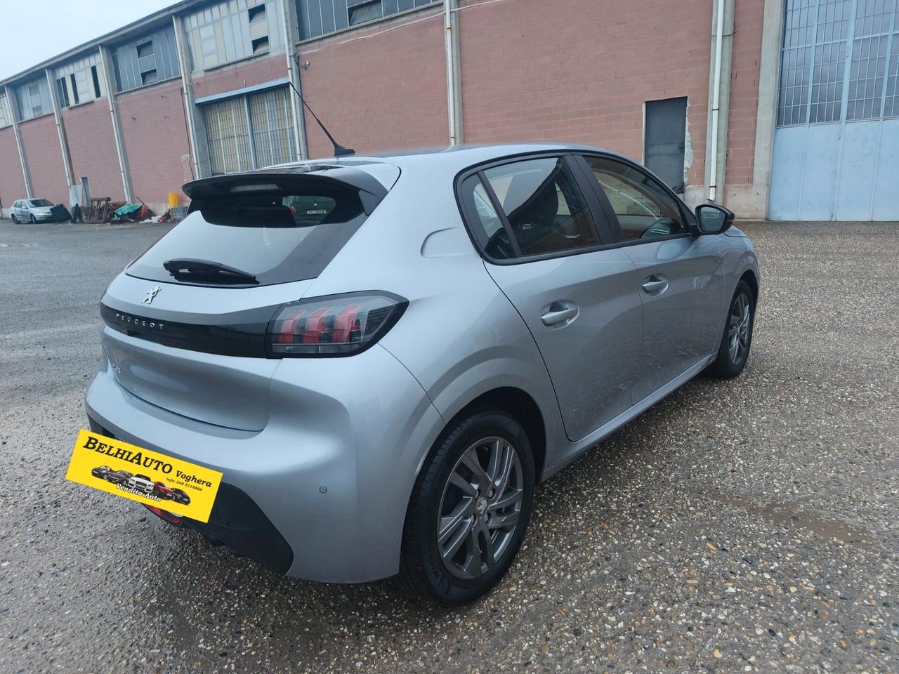 Peugeot 208 Allure Pack 2022---1.2 Benzina Neopatentati