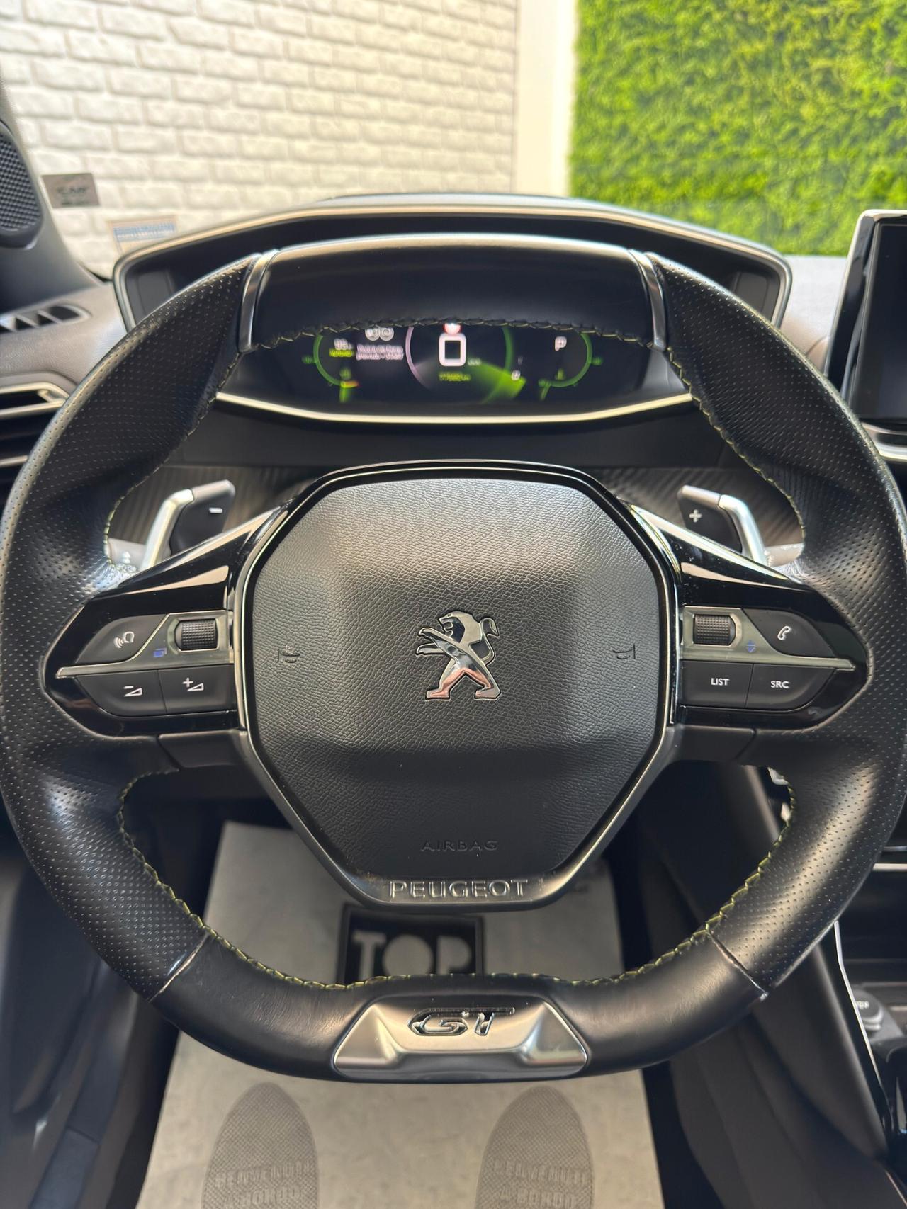 Peugeot 2008 BlueHDi 130 S&S EAT8 GT Line