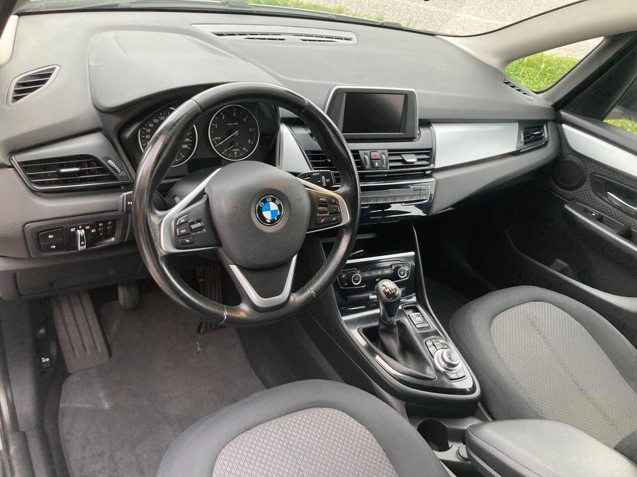 Bmw 216 218d Active Tourer Advantage