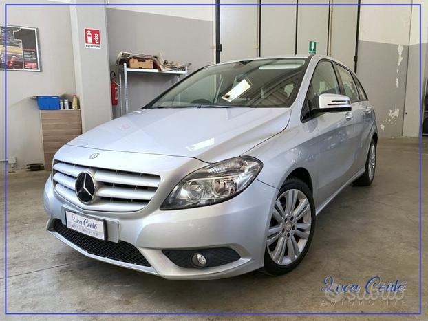 MERCEDES B 180 CDI Executive -GARANZIA 12m-