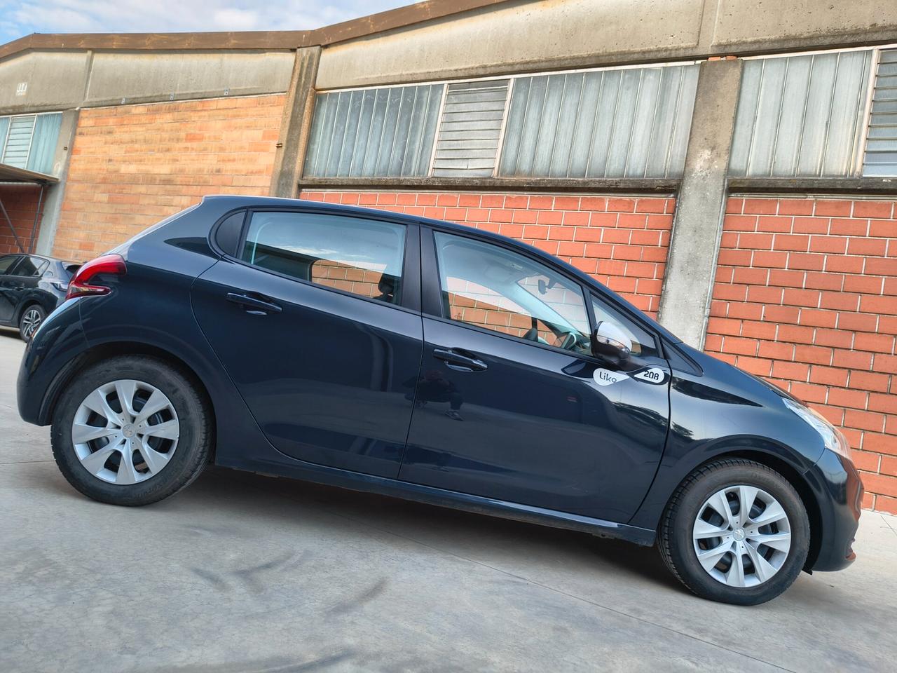 Peugeot 208 1.0 VTi 68 CV 5p. Access