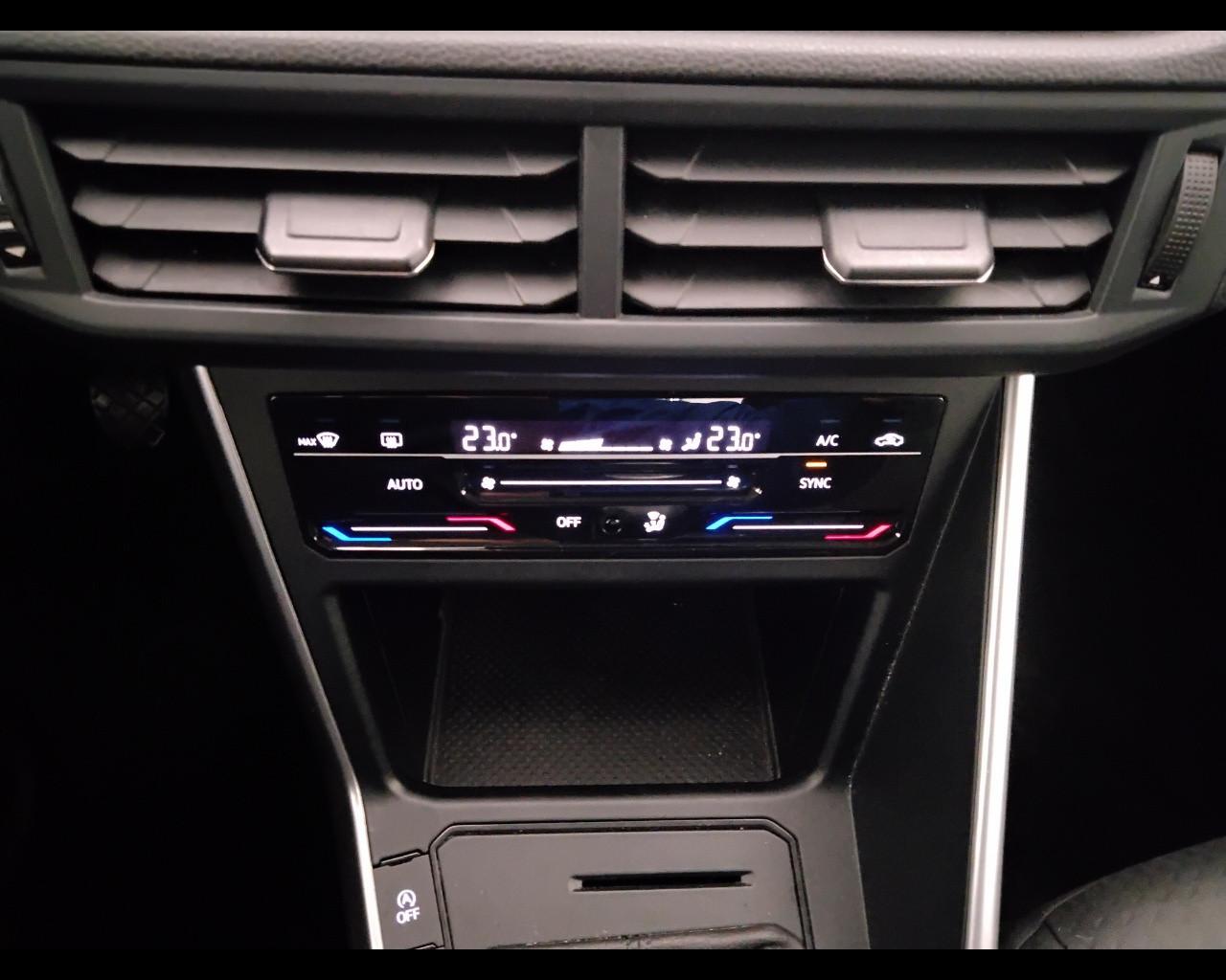 VOLKSWAGEN Polo VI 2022 - Polo 1.0 tgi Life 90cv