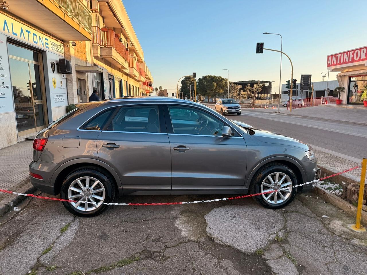 Audi Q3 2.0 TDI 120 CV Design