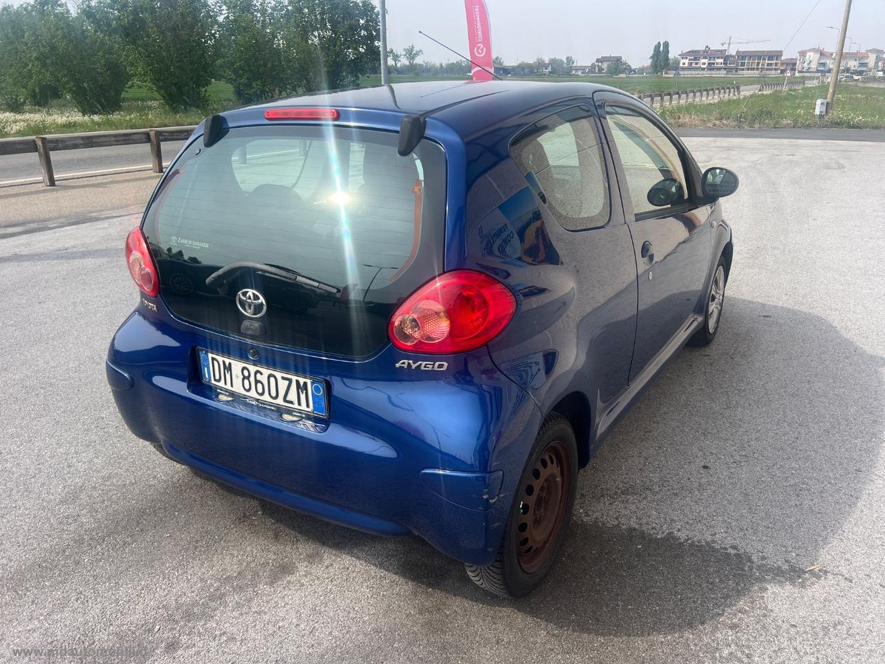 TOYOTA Aygo 1.0 VVT-i 3p. Blue AUTOMATICA