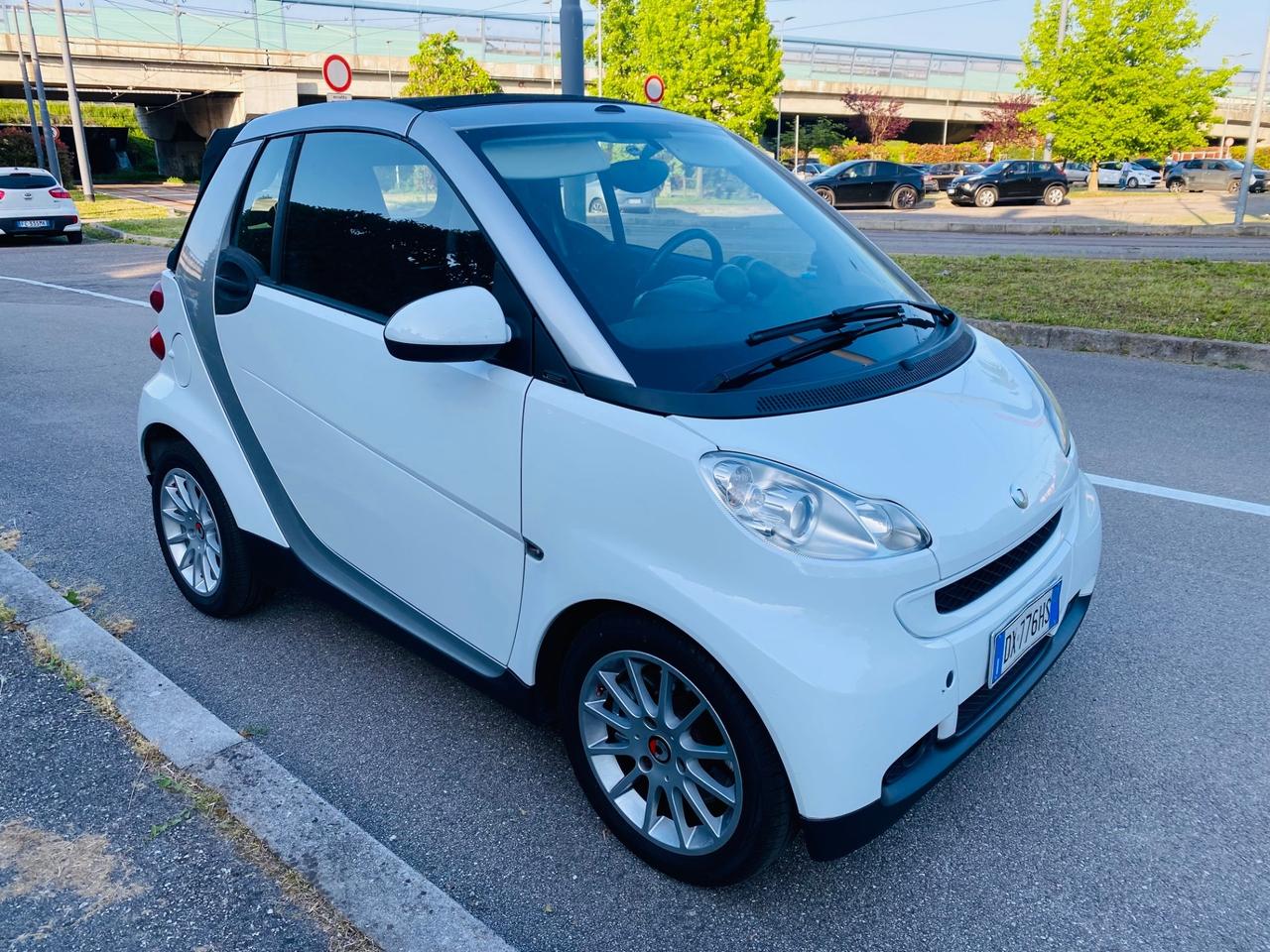 Smart ForTwo 1000 52 kW cabrio