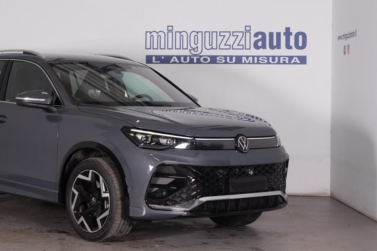 Volkswagen Tiguan 2.0 Tdi Dsg 4motion R-line 193 Cv Gancio Traino