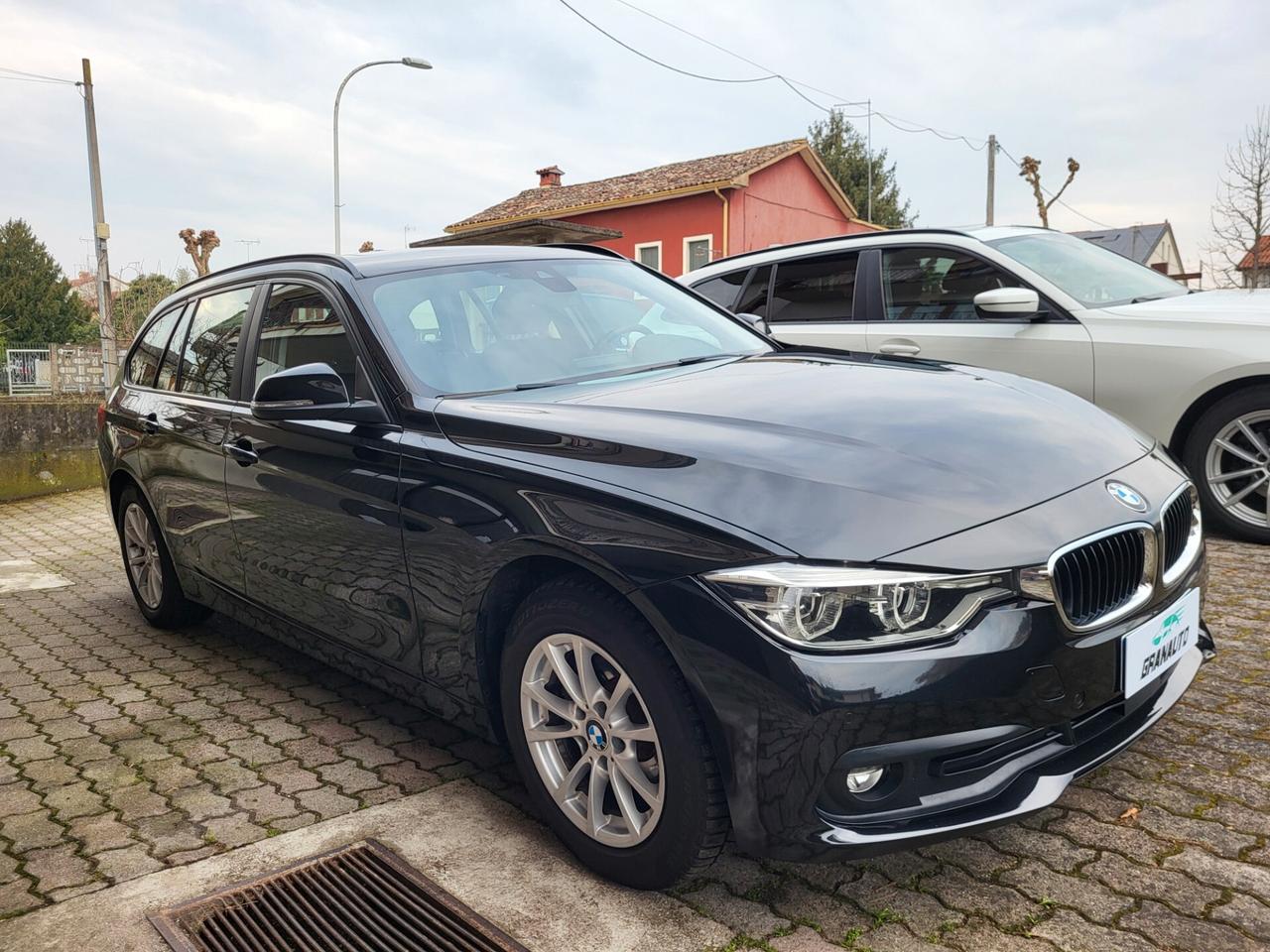 Bmw 320d xDrive Touring Business Advantage