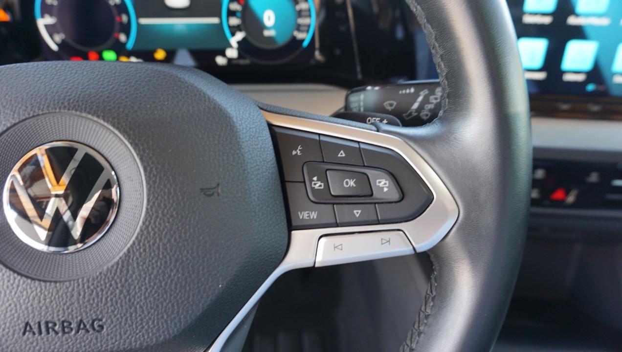 Volkswagen Golf 1.0 etsi evo Life 110cv dsg
