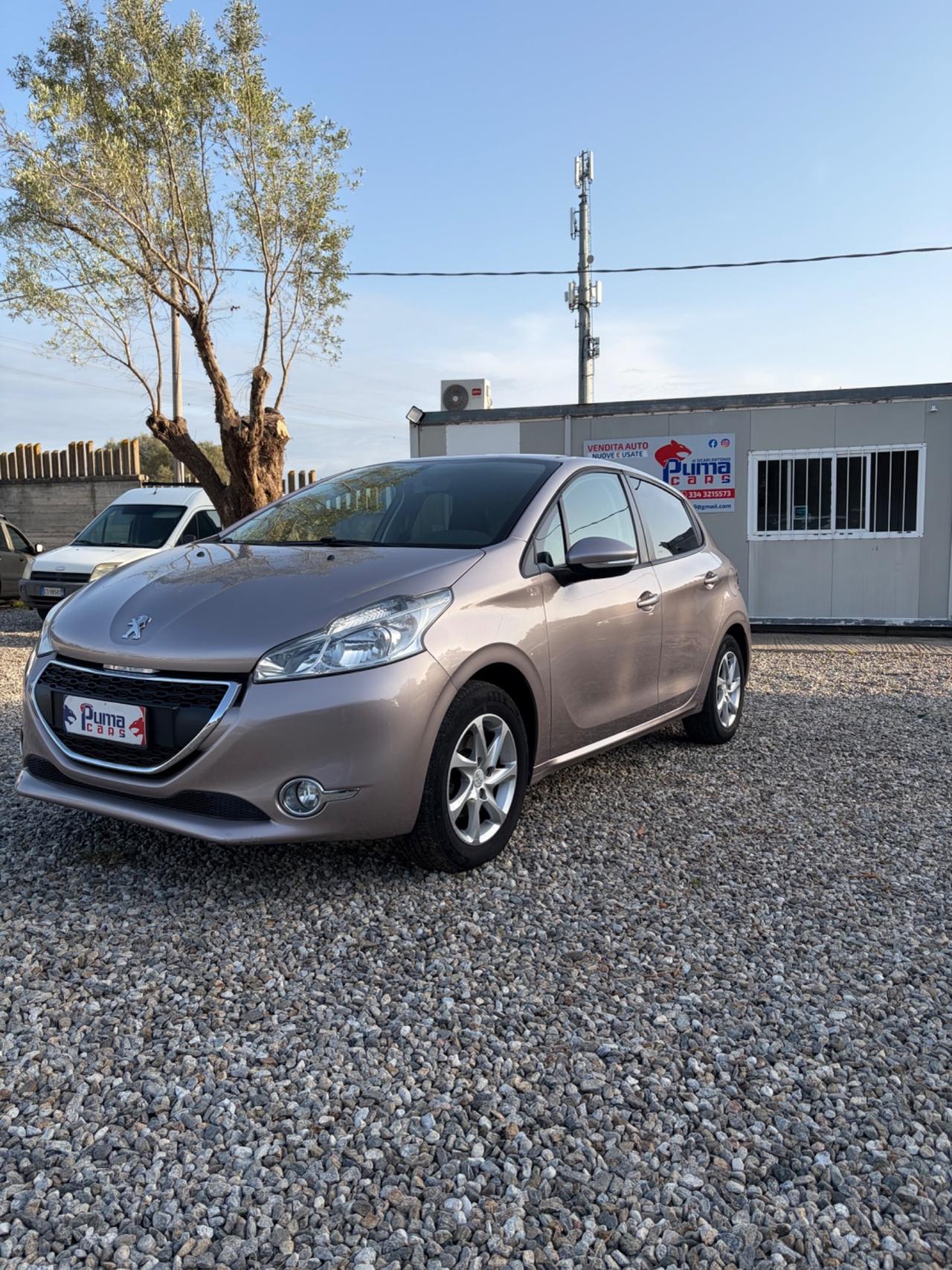 Peugeot 208 1.2 VTi 82 CV 5 porte Allure