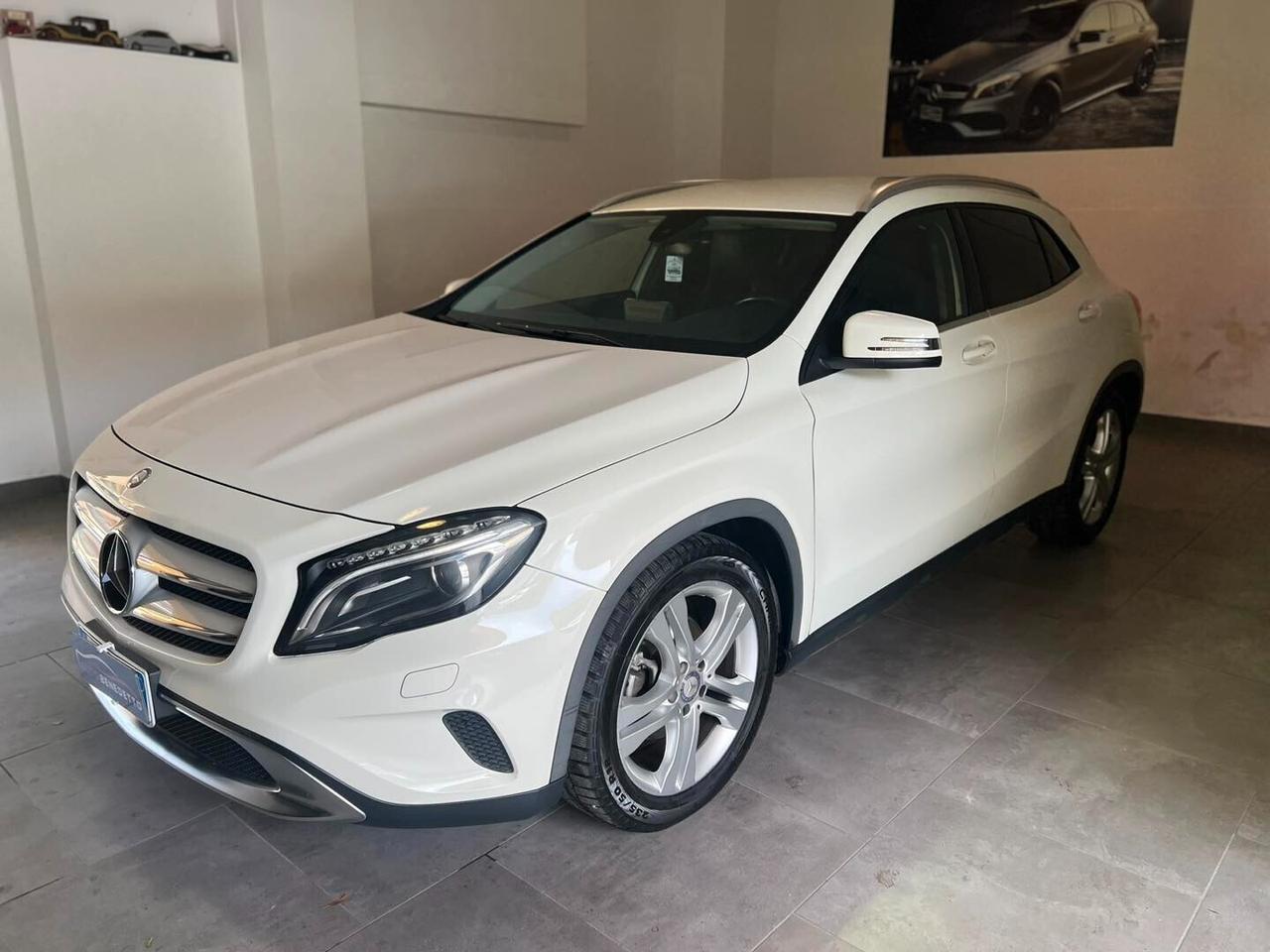 MERCEDES GLA 200d SPORT 11-2016