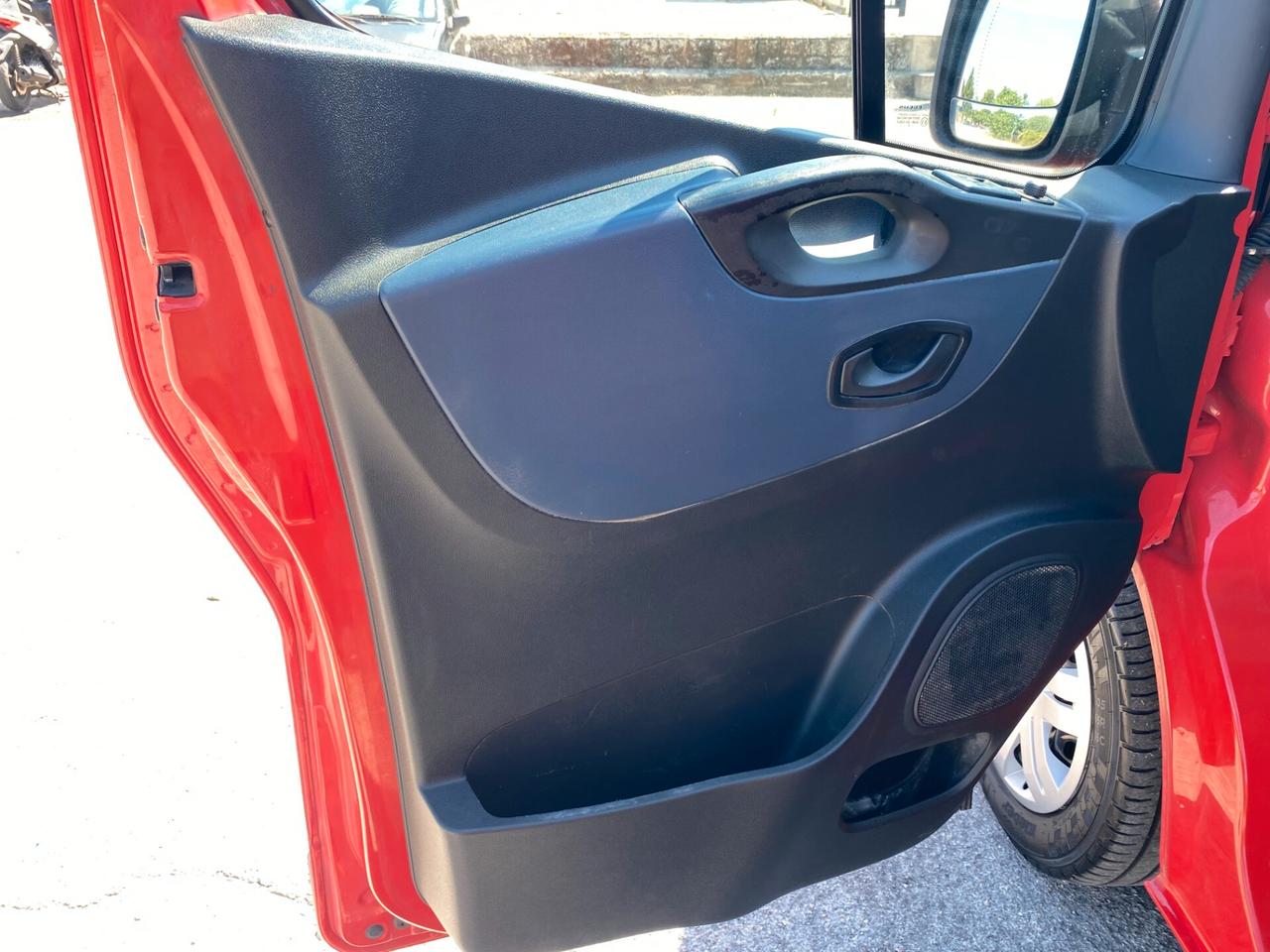 OPEL VIVARO CDTI
