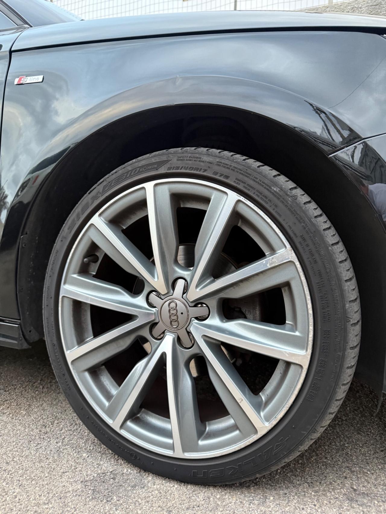 Audi A1 1.6 TDI 90 CV S-Line Exterior Pack,LED Diurni,Bluetooth,Comandi al volante,ecc.