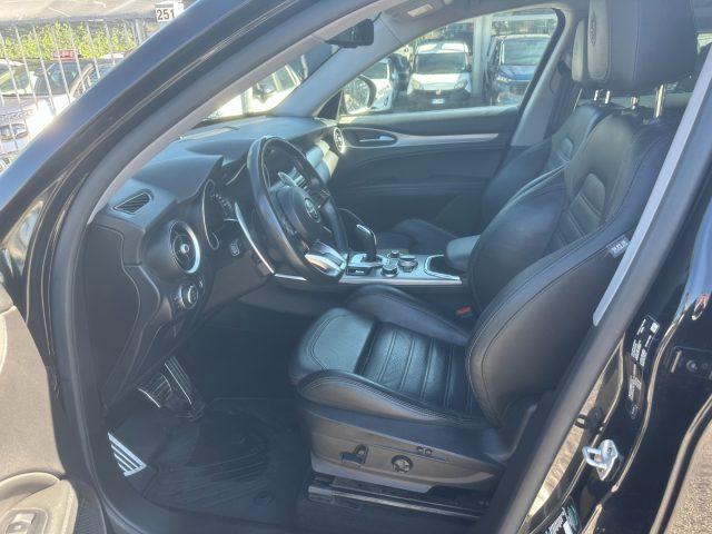 ALFA ROMEO Stelvio 2.2 Veloce 210 CV AT8 Q4 Black Edition