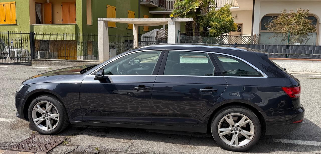 Audi A4 2.0 TDI 190 CV ultra S tronic Design