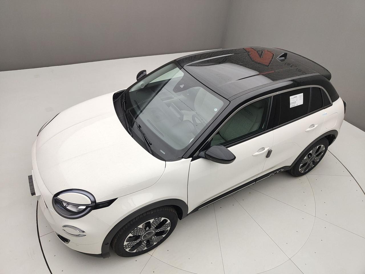 FIAT 600 IV 2023 1.2 MHEV 110CV DCT LA PRIMA