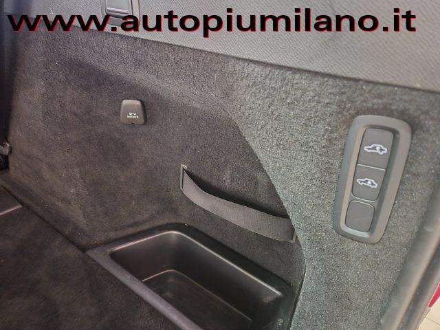 VOLVO XC90 B5 (d) AWD Geartronic Momentum