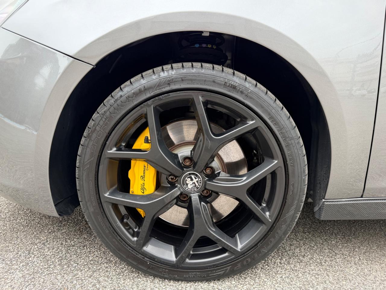 Alfa Romeo Giulietta Sport Carbon look