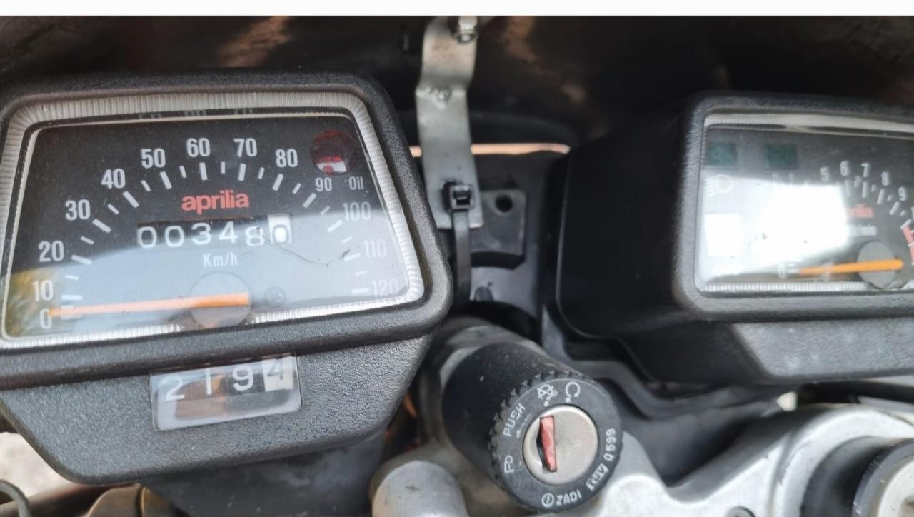 MOTO Aprilia RX 50 cc,ENDURO, REVISIONATA,TUTTO ORIGINALE,CON LIBRETTO