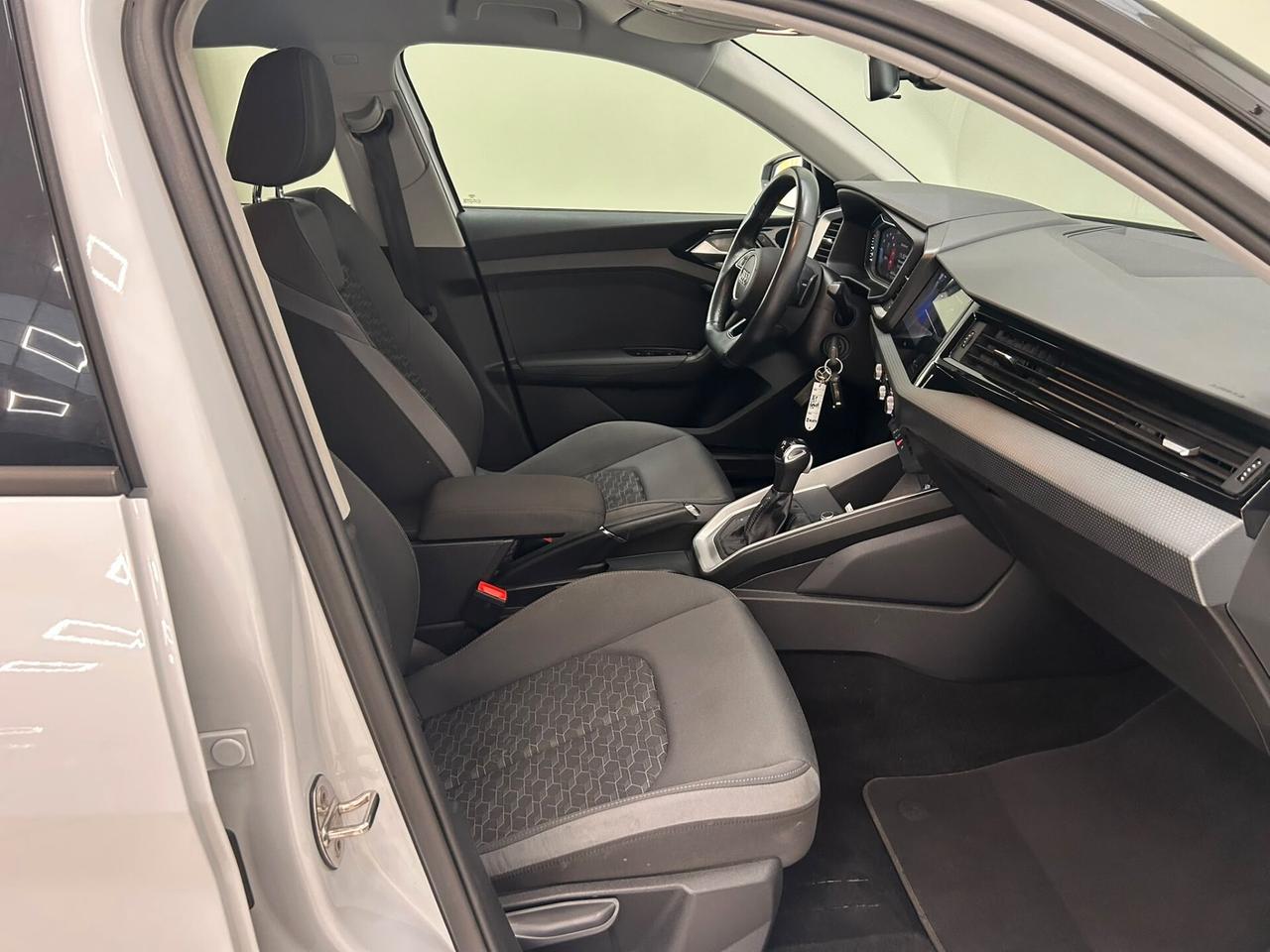 Audi A1 SPB 30 TFSI S tronic line edition