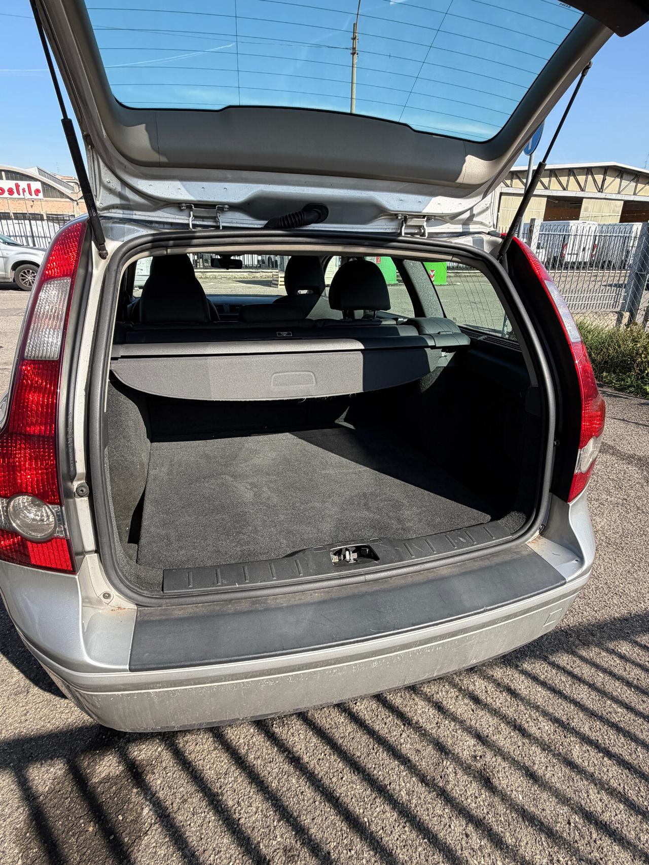 Volvo V50 2.0 D cat Summum
