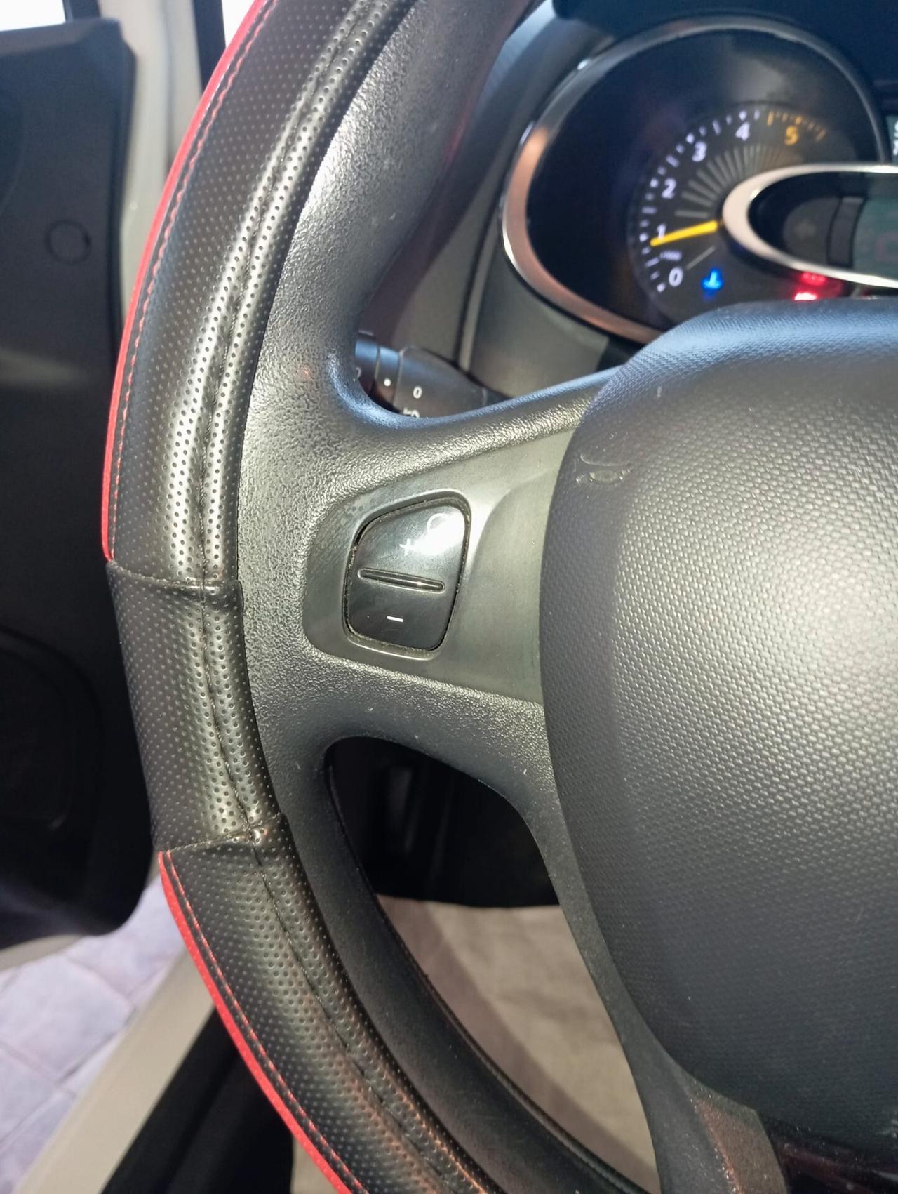 Renault Clio 1.5 dCi 8V 75CV 5 porte Wave