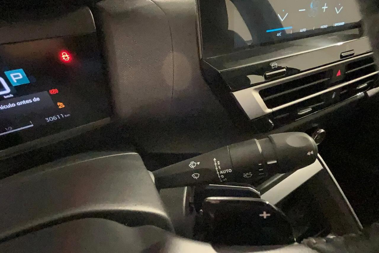 Citroen C4 Hybrid 136 e-DCS6 Plus