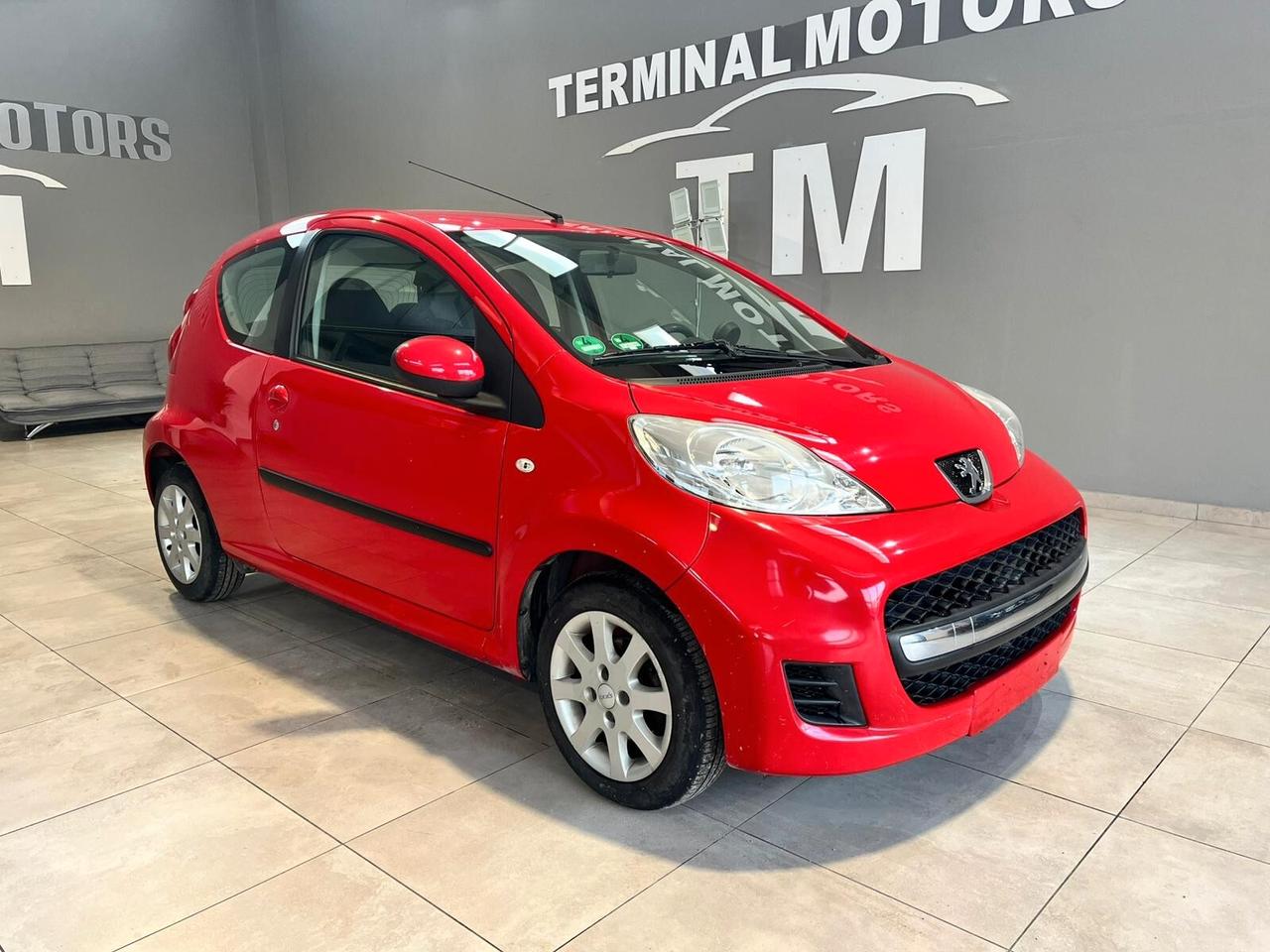 Peugeot 107 1.0 68CV 3p. Plaisir