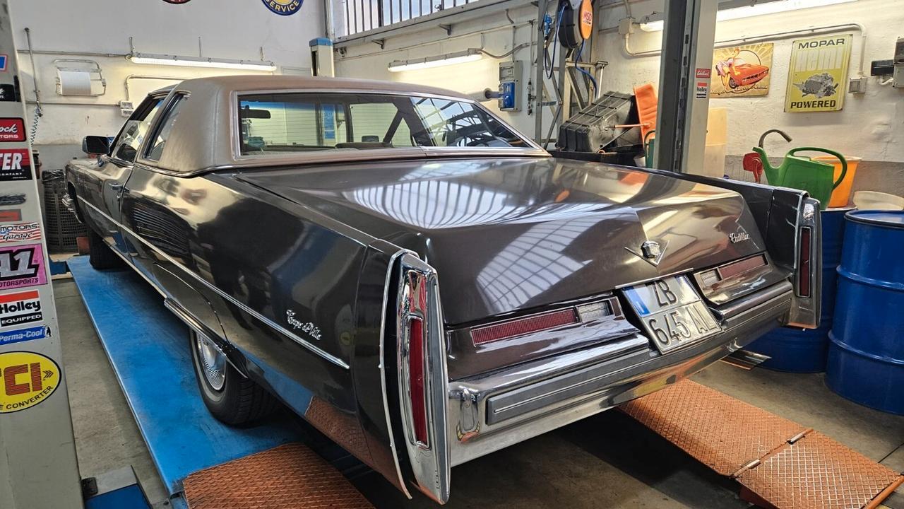 Cadillac Deville 1975