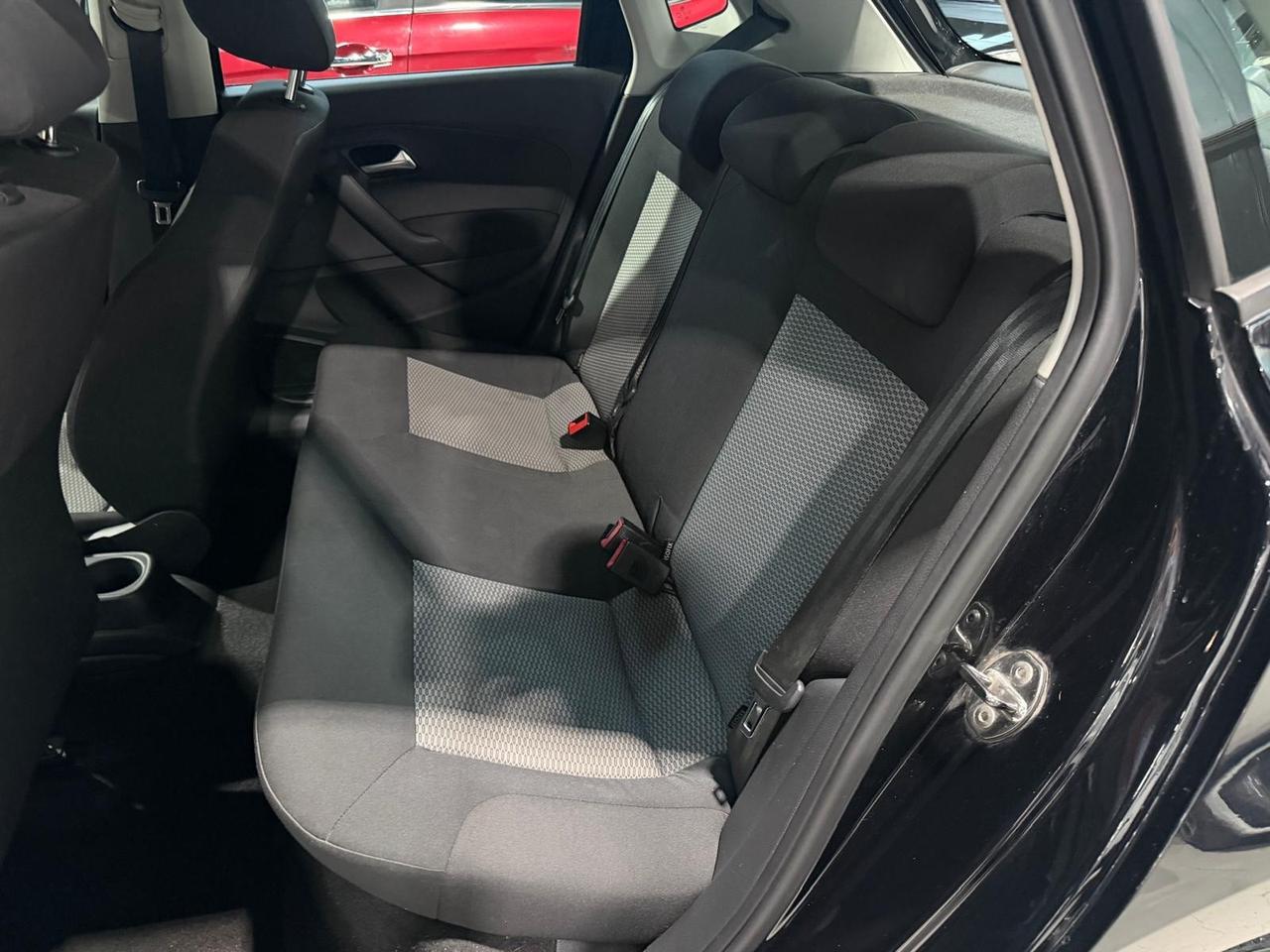 Volkswagen Polo Benzina Neopatentati 5 porte