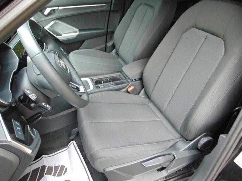 AUDI Q3 2ª serie Q3 35 TDI S tronic Identity B...