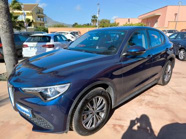 Alfa Romeo Stelvio 2.2 Turbodiesel 160 CV AT8 RWD Business