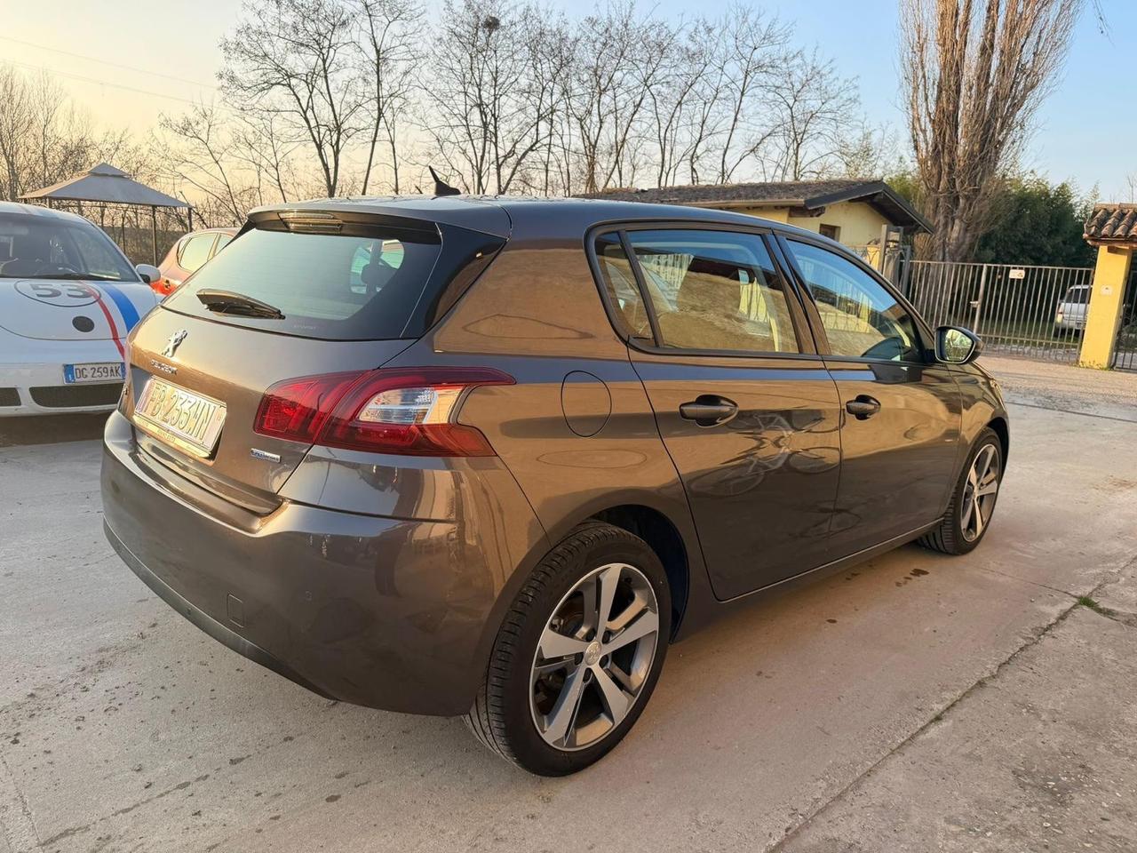 Peugeot 308 PureTech Turbo 110 S&S SW Active