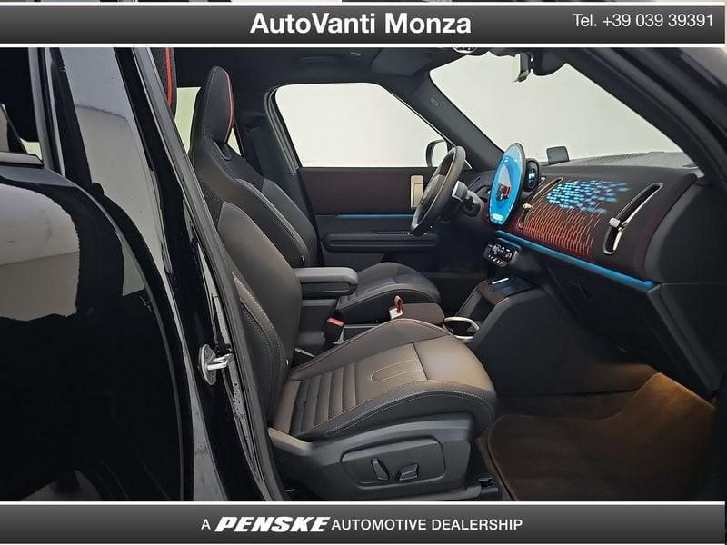 MINI Countryman All-Electric SE ALL4 JCW