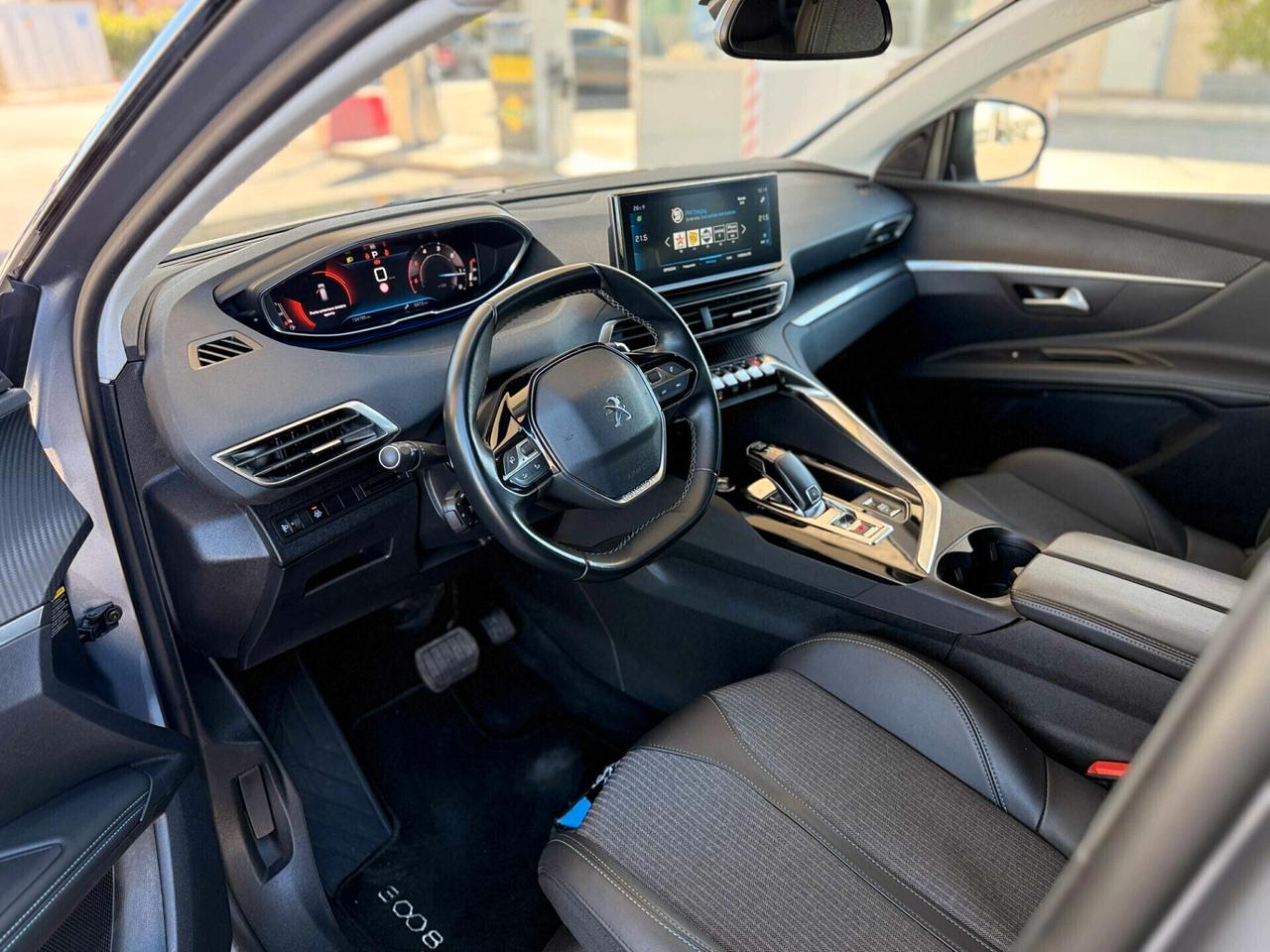 Peugeot 3008 BlueHDi 130 S&S EAT8 Allure