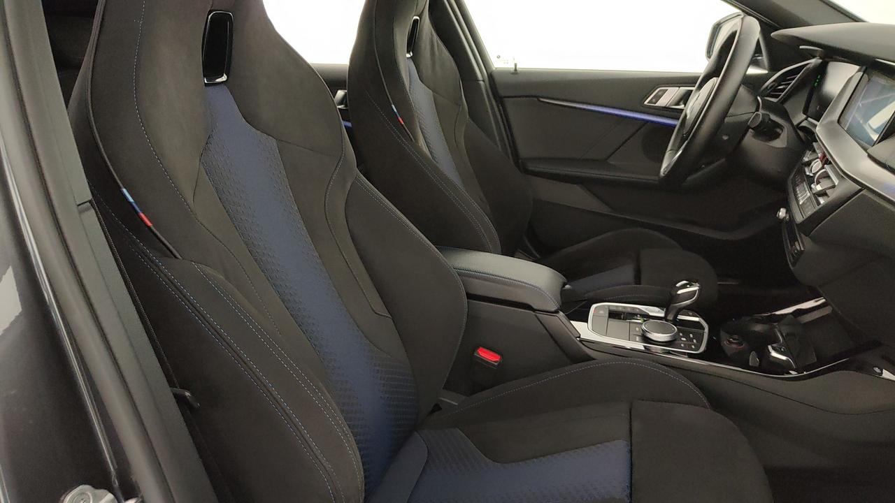 BMW Serie 1 F40 - 120d xdrive Msport auto