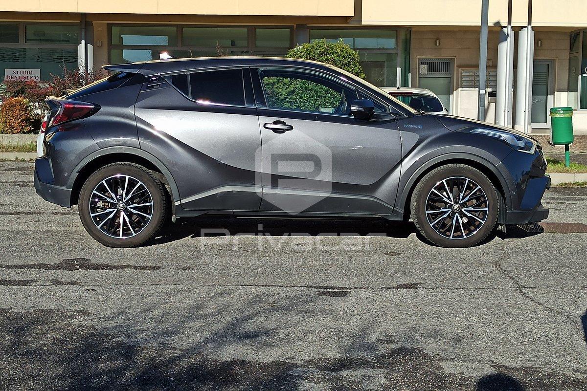 TOYOTA C-HR 1.8 Hybrid E-CVT Lounge