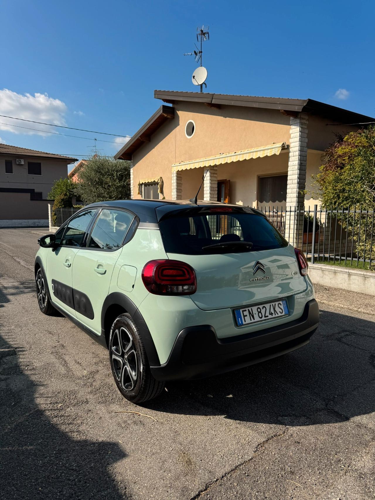 Citroen C3 PureTech 82 GPL Shine EURO 6B