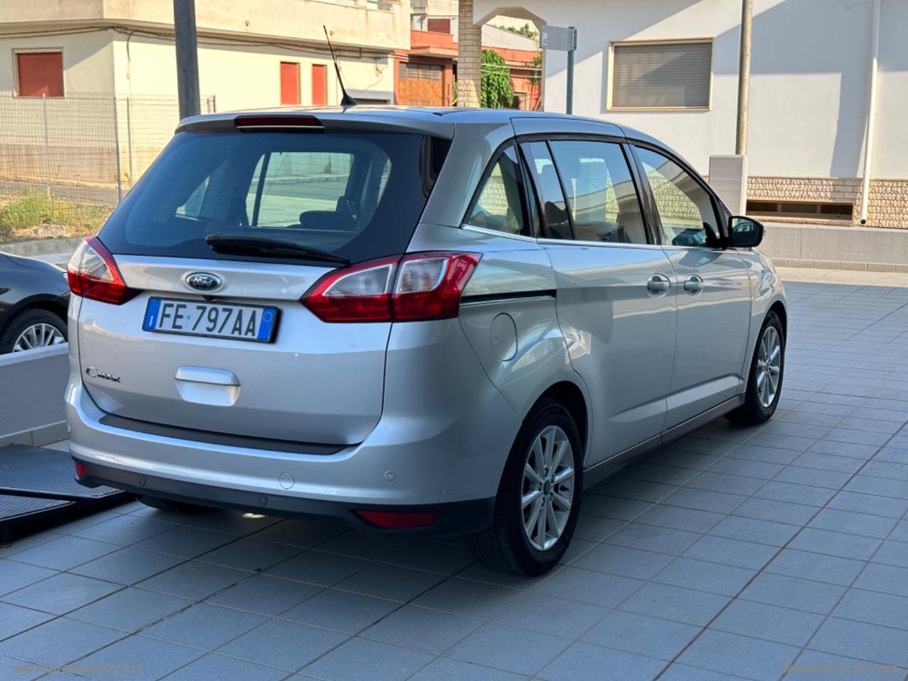 FORD C-Max7 1.5 TDCi 120 CV S&S Titanium