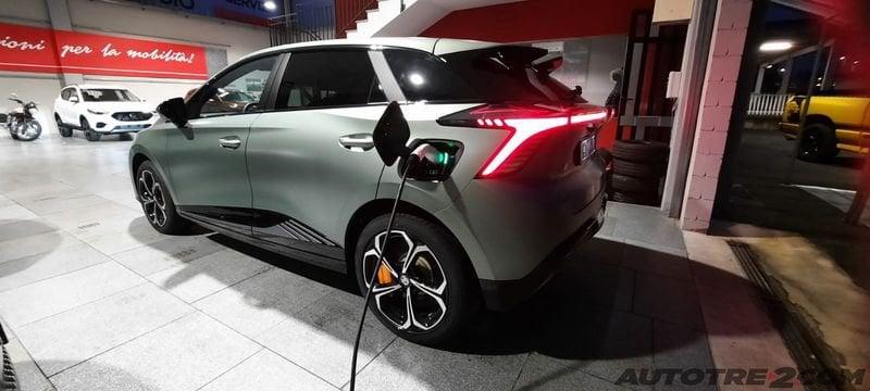 MG MG4 NUOVA MG4 E Standard 49 KWh TUA DA € 20200!! DETAX