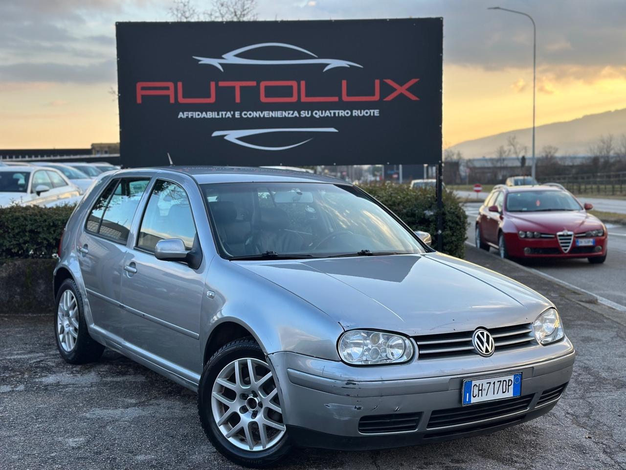 VOLKSWAGEN GOLF 4 1.6 16V cat 5 porte Highline