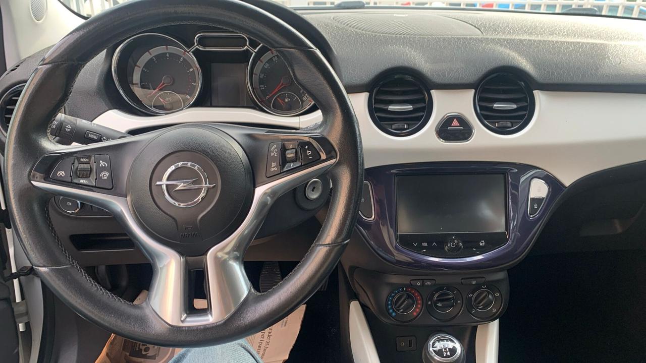 Opel Adam 1.2 70 CV White/Black Link