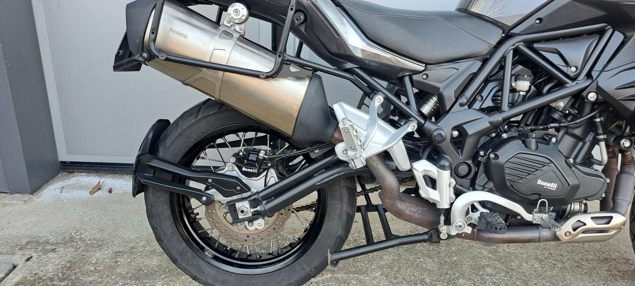 Benelli TRK 502