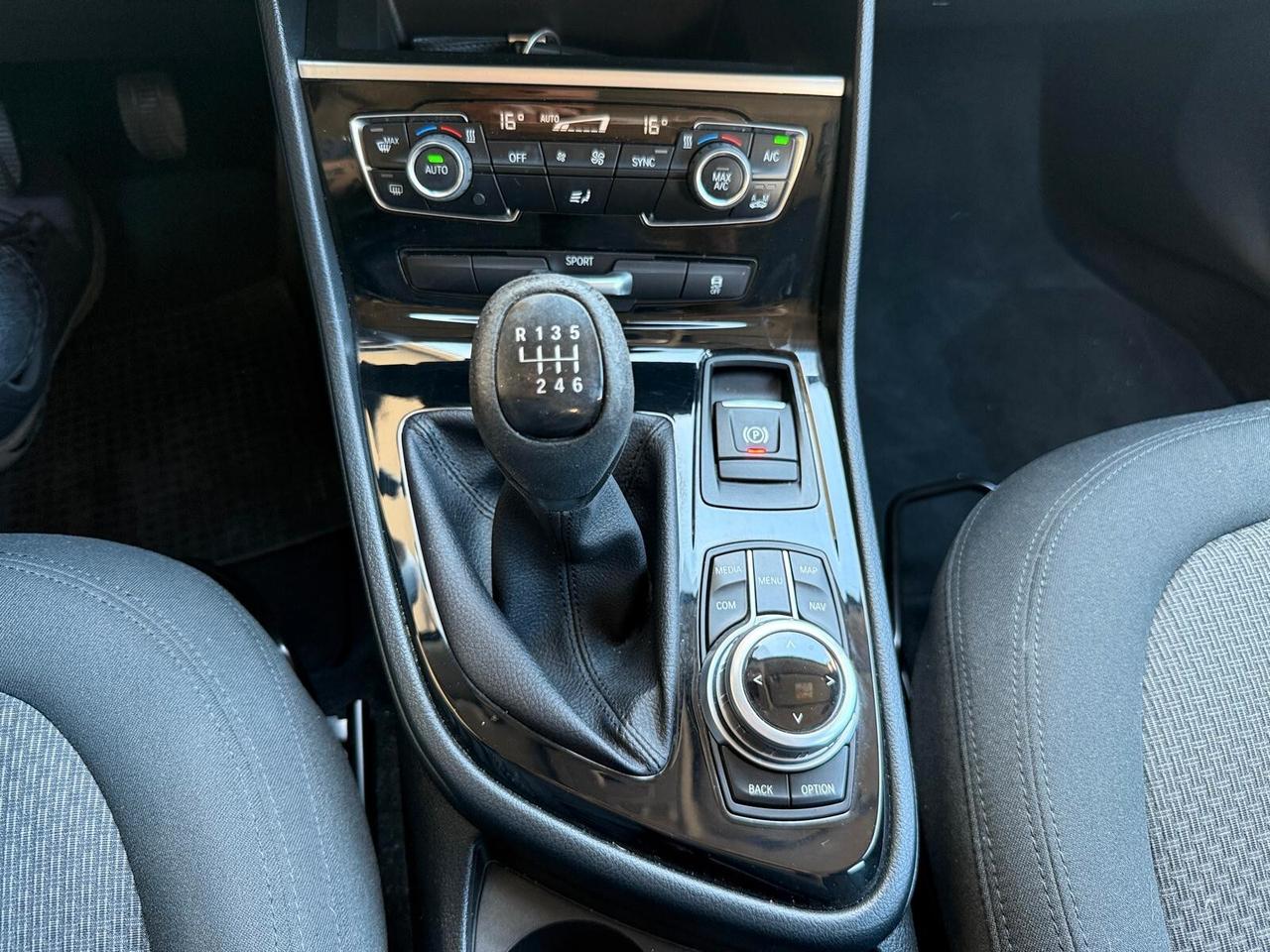 BMW Serie 2 Active Tourer Advantage