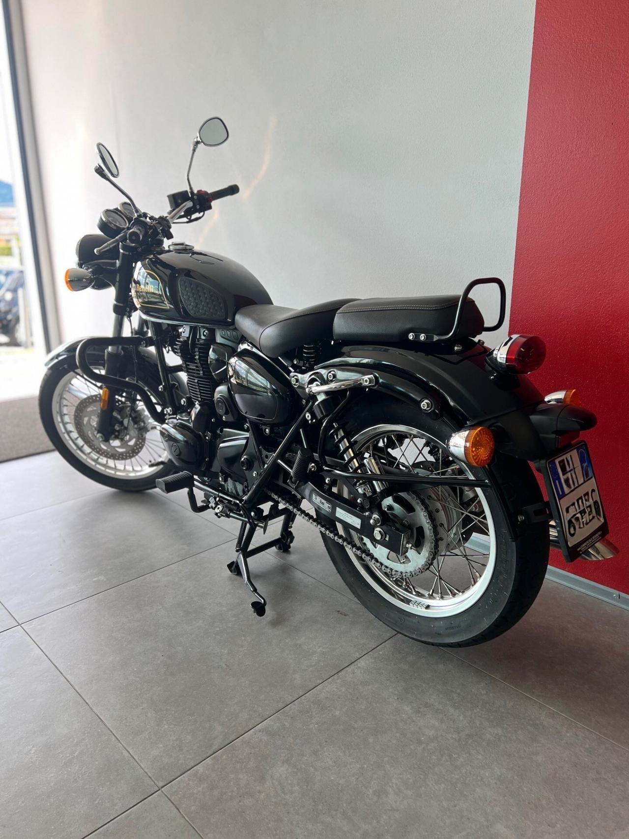 Benelli Imperiale 400 Nero Met. 2021