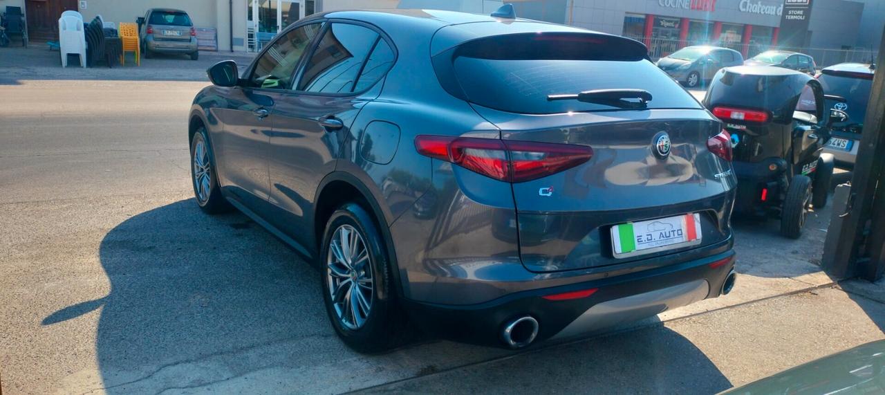 Alfa Romeo Stelvio 2.2 Turbodiesel 210 CV AT8 Q4 Business