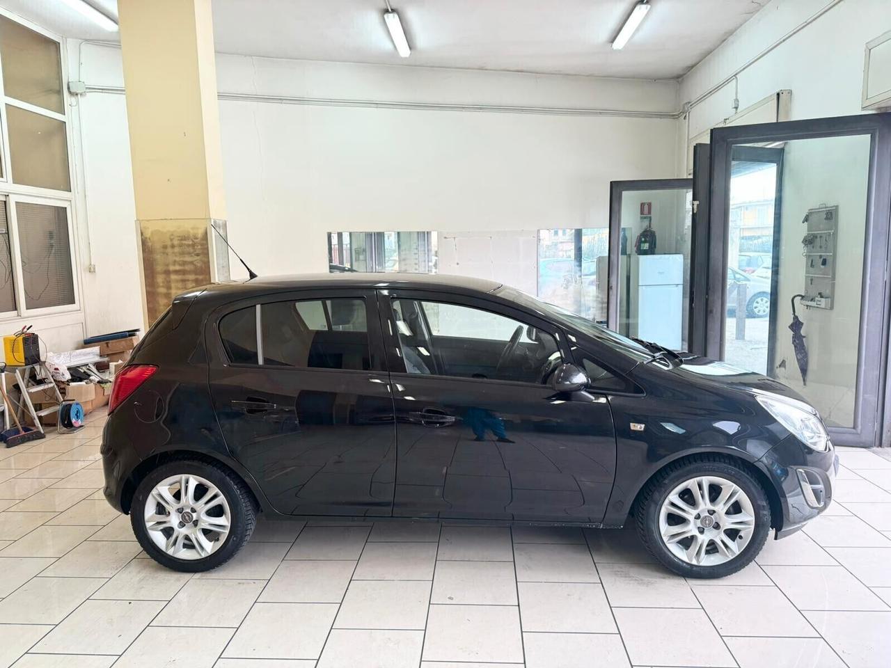 Opel Corsa 1.2i 5 porte GPL Full Opt EURO5