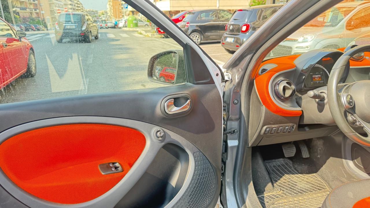 Smart ForFour 90 0.9 Turbo Passion LED NAVI CAR PLAY PDC CERCHI 15 BLUETOOTH